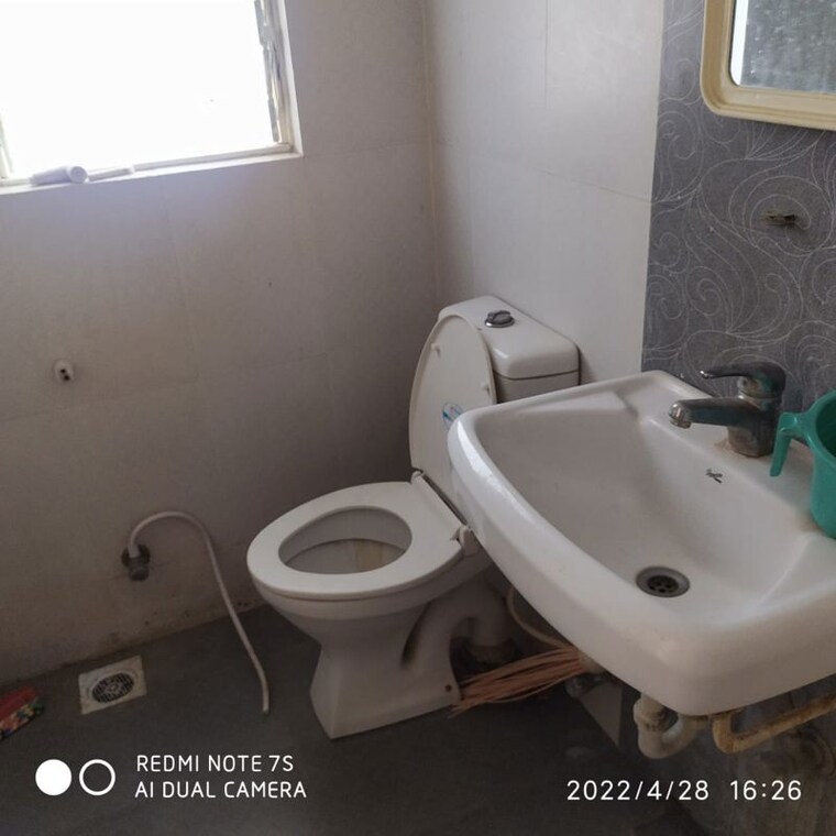 Bathroom, kumar-park-infinia 2 Bedroom 1050 Sq.Ft. Apartment In Fursungi Pune 10206811