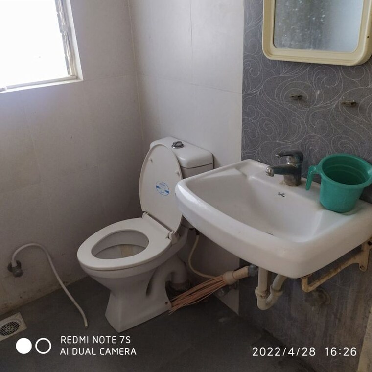 Bathroom, kumar-park-infinia 2 Bedroom 1050 Sq.Ft. Apartment In Fursungi Pune 10206811