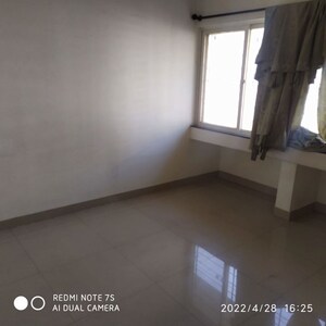 Room in 2 BHK Apartment at Kumar Park Infinia, Fursungi – for Rent
