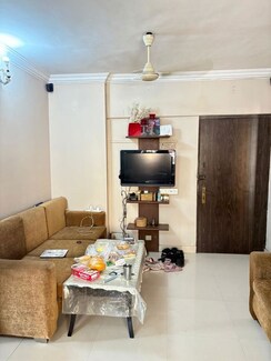 2 BHK Apartment For Rent in Royal Classic Co Op Society