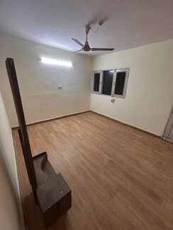 2 BHK Builder Floor For Rent in Sector 15