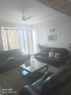 3 BHK Apartment For Rent in DLF Oakwood Estate, Dlf Phase ii