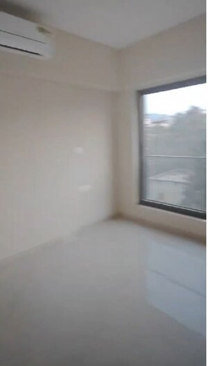 Bedroom in 2 BHK Apartment at Chembur – for Rent