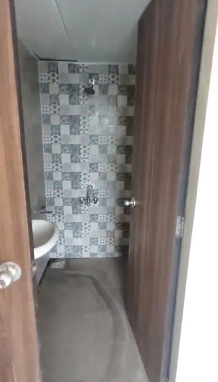 Bathroom, dosti-greater-thane 1 Bedroom 340 Sq.Ft. Apartment In Kalher Thane 10206821
