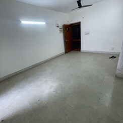 3 BHK + Servant Room Independent House For Rent in Sector 21D