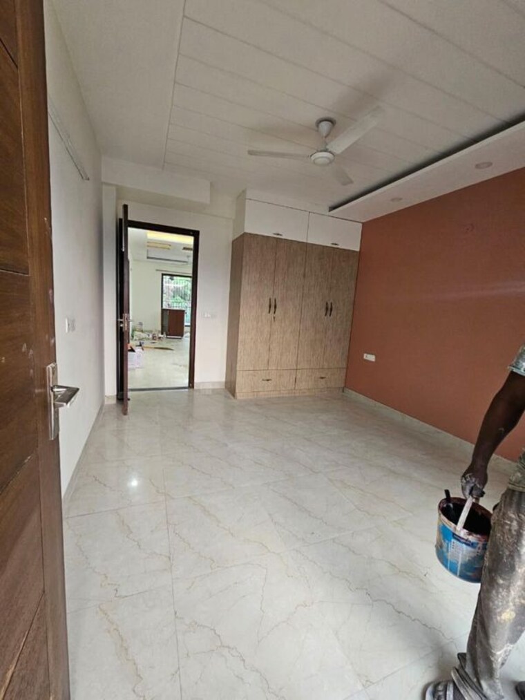  Parking, sector 46 3 Bedroom 2000 Sq.Ft. Builder Floor In Sector 46 Gurgaon 10206840