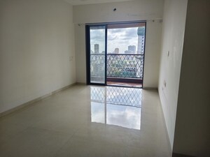 Room in 2 BHK Apartment at Modirealty Vatvriksh, Goregaon West – for Rent