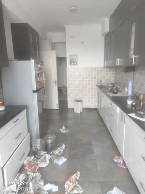 Kitchen in 4 BHK Apartment at DLF Belvedere Towers, Sector 24 – for Rent