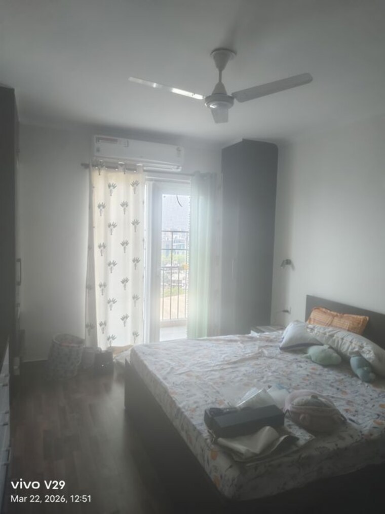 Living Room, dlf-belvedere-towers 4 Bedroom 2500 Sq.Ft. Apartment In Sector 24 Gurgaon 10206842