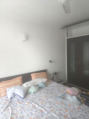 Living Room in 4 BHK Apartment at DLF Belvedere Towers, Sector 24 – for Rent