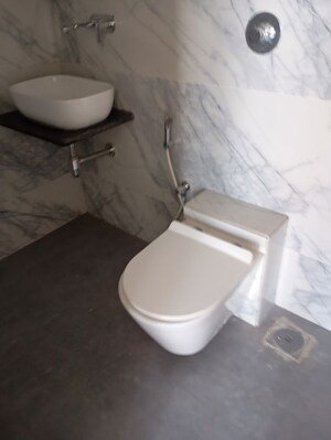 Bathroom in 3 BHK Apartment at Kamla Siddhivinayak, Andheri East – for Sale