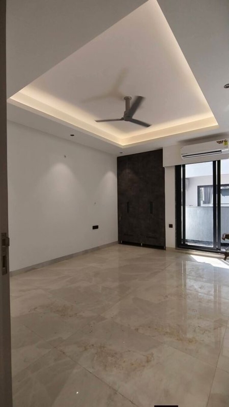 Room, saket 3 Bedroom 1500 Sq.Ft. Apartment In Saket Delhi 10206878