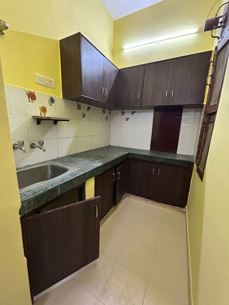 Kitchen, ansal-plaza-sector-23 1 Bedroom 700 Sq.Ft. Builder Floor In Sector 23 Gurgaon 10206890