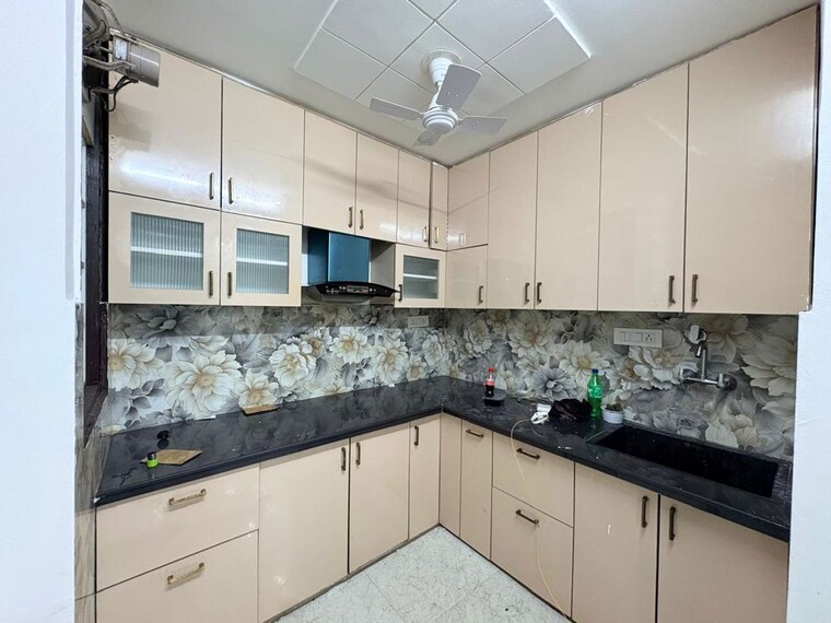 Kitchen, ansal-plaza-sector-23 1 Bedroom 700 Sq.Ft. Builder Floor In Sector 23 Gurgaon 10206918