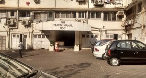 Parking in 3 BHK Apartment at Mittal Dariya Mahal, Malabar Hill – for Sale