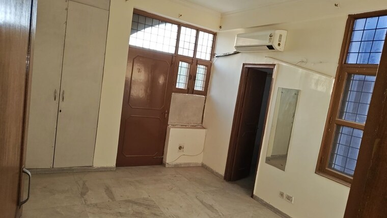 Living Room, ardee-city 3 Bedroom 2700 Sq.Ft. Builder Floor In Sector 52 Gurgaon 10207024