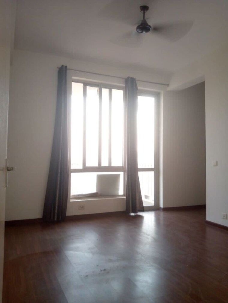 Room, pioneer-park-phase-1 2 Bedroom 1300 Sq.Ft. Apartment In Sector 61 Gurgaon 10207049