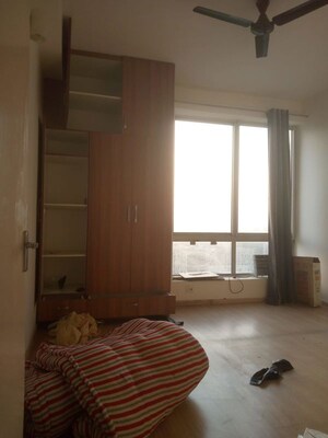 Bedroom in 2 BHK Apartment at Pioneer Park Phase 1, Sector 61 – for Rent