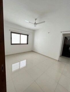 1 BHK Apartment For Rent in Bhaktamar Residency