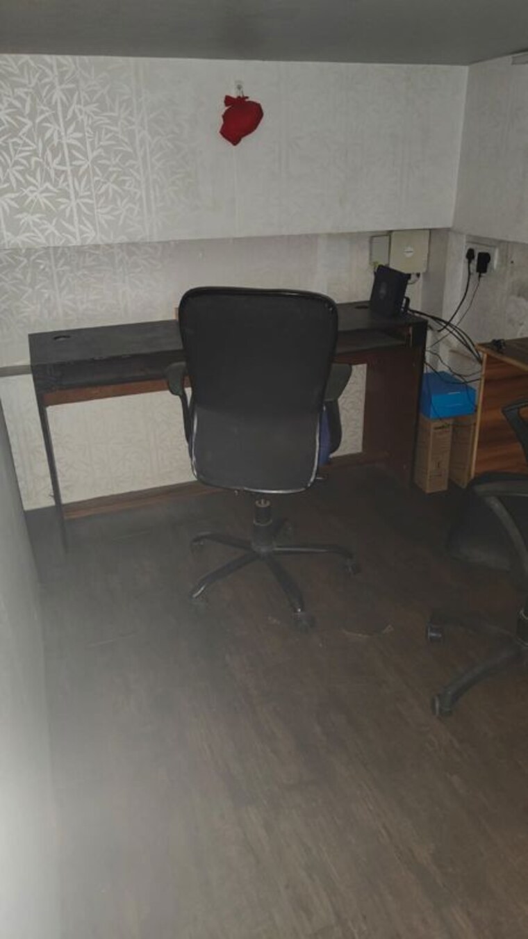 Team Area, ijmima-complex Commercial Office Space 200 Sq.Ft. In Malad West Mumbai 10207085