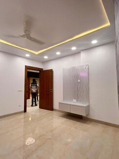 2 BHK + Pooja Room,Servant Room,Study Room Builder Floor For Rent in Kohli One Malibu Town