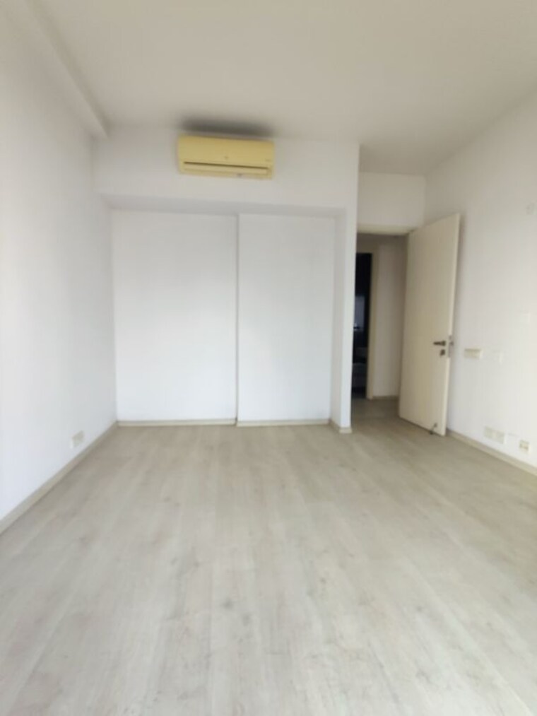 Room, ireo-skyon 3 Bedroom 2045 Sq.Ft. Apartment In Sector 60 Gurgaon 10207096