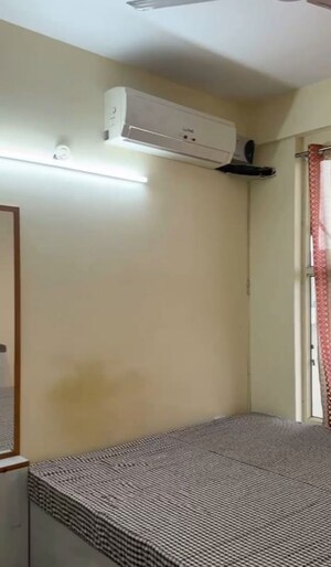 2 BHK Apartment For Rent in Pyramid Urban Homes 2, Sector 86