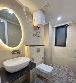 Bathroom in 3 BHK Apartment at Shalimar Emerald, Butler Colony – for Rent