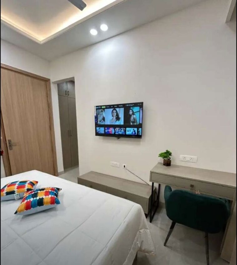 Bedroom, shalimar-emerald 3 Bedroom 2100 Sq.Ft. Apartment In Butler Colony Lucknow 10207103
