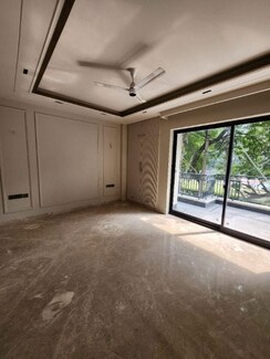 6 BHK + Pooja Room,Servant Room,Study Room,Extra Room Villa For Sale in Green Park