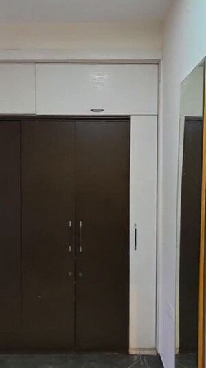 Furnished Amenities in 1.5 BHK Apartment at Hiranandani Estate, Ghodbunder Road – for Rent