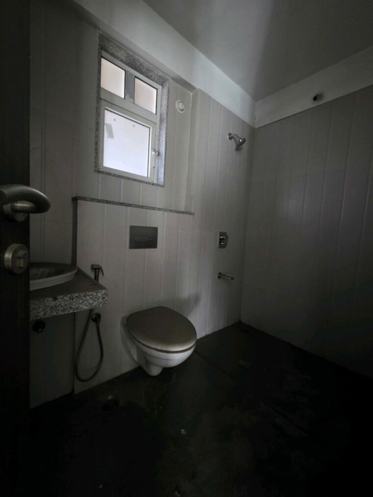 Bathroom, sheth-avalon 2 Bedroom 750 Sq.Ft. Apartment In Laxmi Nagar Thane 10207129