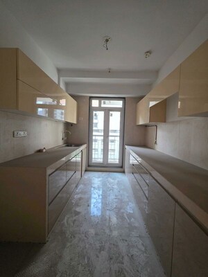 Kitchen in 2 BHK Apartment at Sheth Avalon, Laxmi Nagar – for Sale