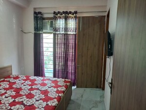 Bedroom in 1.5 BHK Builder Floor at AS Tower, Sector 45 – for Rent
