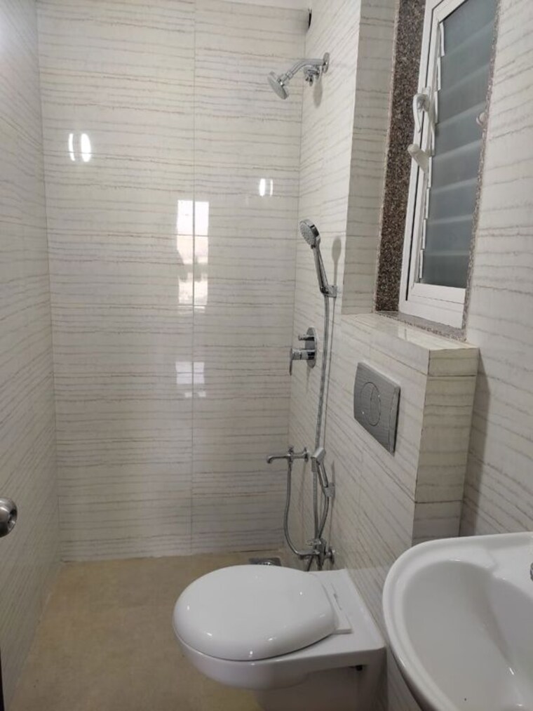 Bathroom, hubtown-rising-city 2 Bedroom 650 Sq.Ft. Apartment In Ghatkopar East Mumbai 10207172