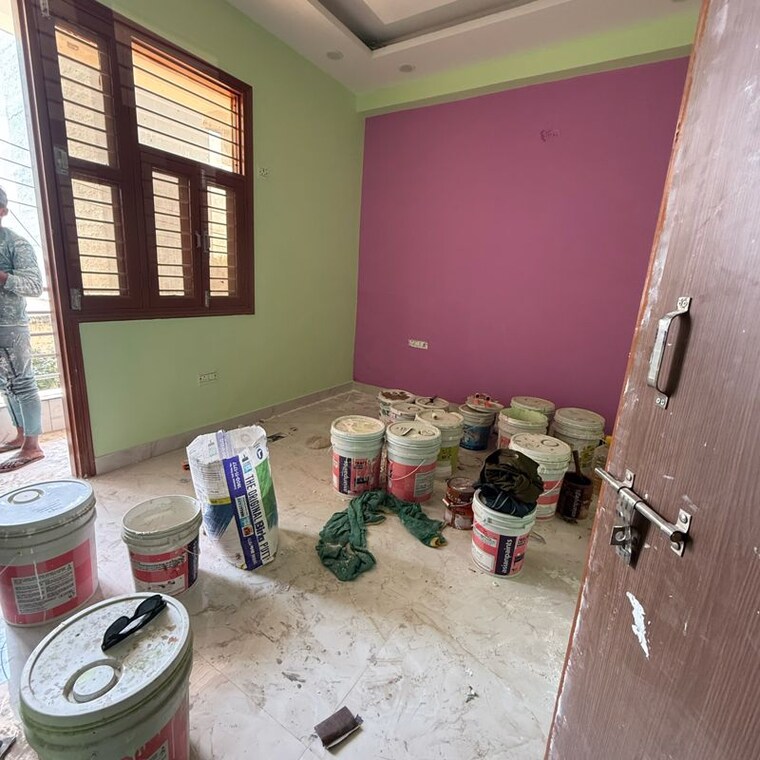  Parking, sector 18 2 Bedroom 160 Sq.Ft. Builder Floor In Sector 18 Gurgaon 10207188