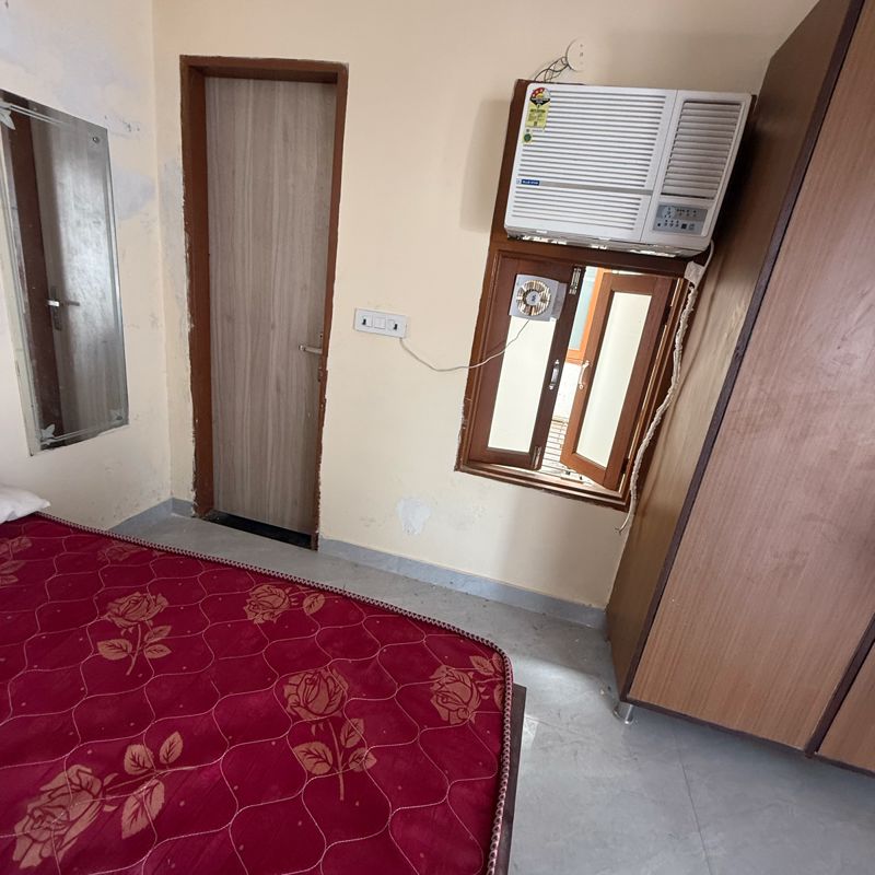 2 BHK + Pooja Room Builder Floor For Rent in Dharam Colony