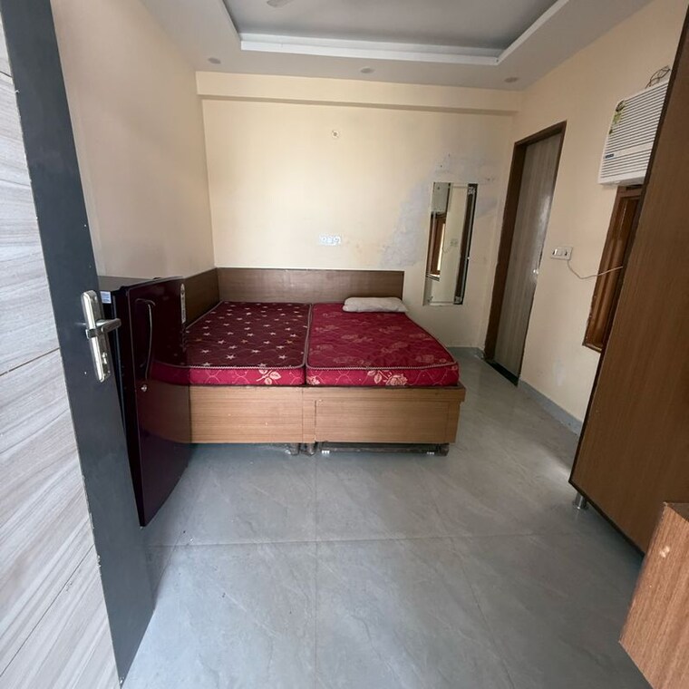 Room, dharam colony 2 Bedroom 260 Sq.Ft. Builder Floor In Dharam Colony Gurgaon 10207197