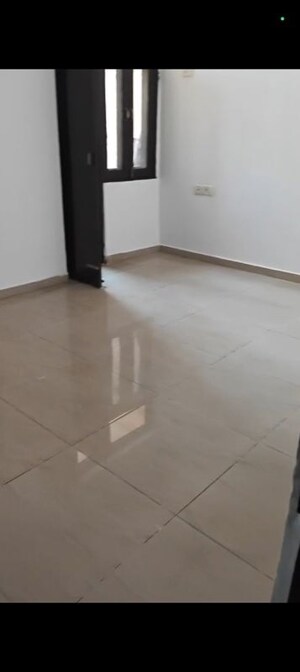 Room in 2 BHK Apartment at Himalaya Tanishq, Raj Nagar Extension – for Sale