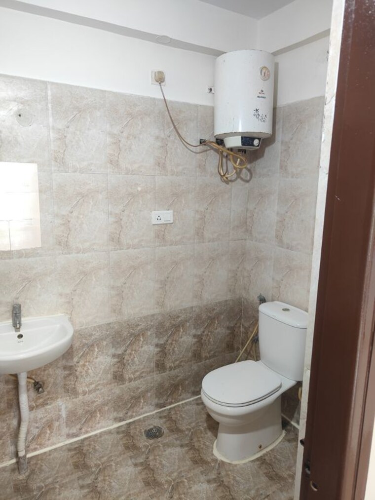 Bathroom, fortuna-white-wings 3 Bedroom 1550 Sq.Ft. Apartment In Basavanagar Bangalore 10207208