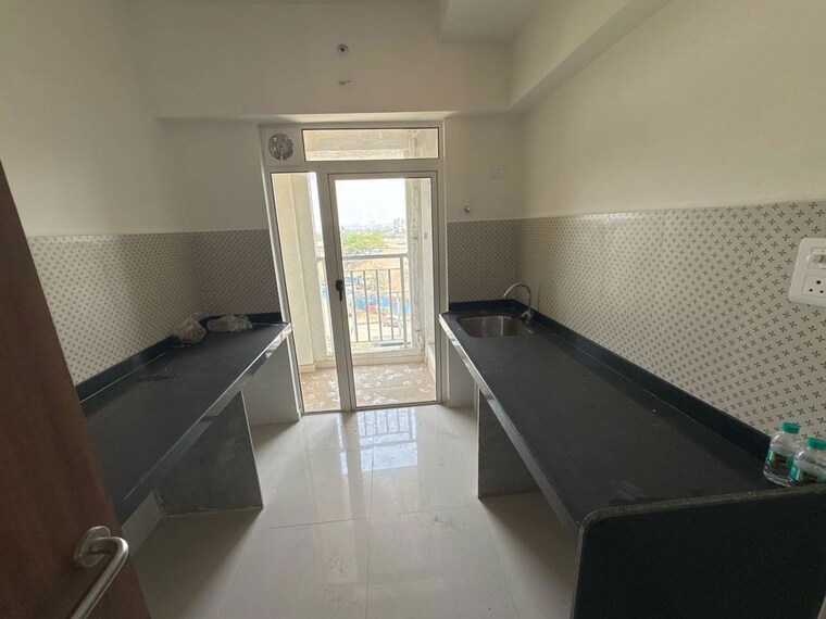 Kitchen, lodha-amara 1.5 Bedroom 552 Sq.Ft. Apartment In Kolshet Road Thane 10207205