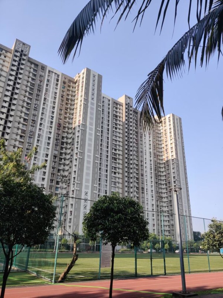 Exterior View, lodha-amara 1.5 Bedroom 552 Sq.Ft. Apartment In Kolshet Road Thane 10207205