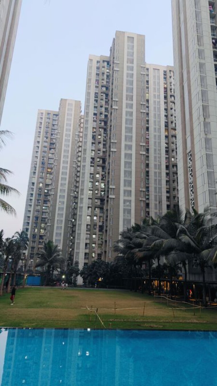 Exterior View, lodha-amara 1.5 Bedroom 552 Sq.Ft. Apartment In Kolshet Road Thane 10207205