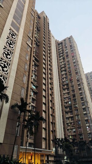 1.5 BHK Apartment – Exterior View View at Lodha Amara, Kolshet Road - for Sale