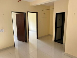 Room in 1 BHK Apartment at Sanghvi Evana, Worli – for Rent
