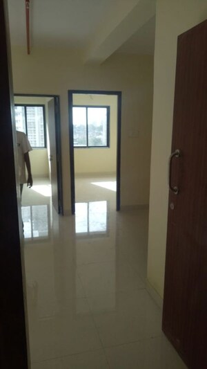 Room in 1 BHK Apartment at Sanghvi Evana, Worli – for Rent