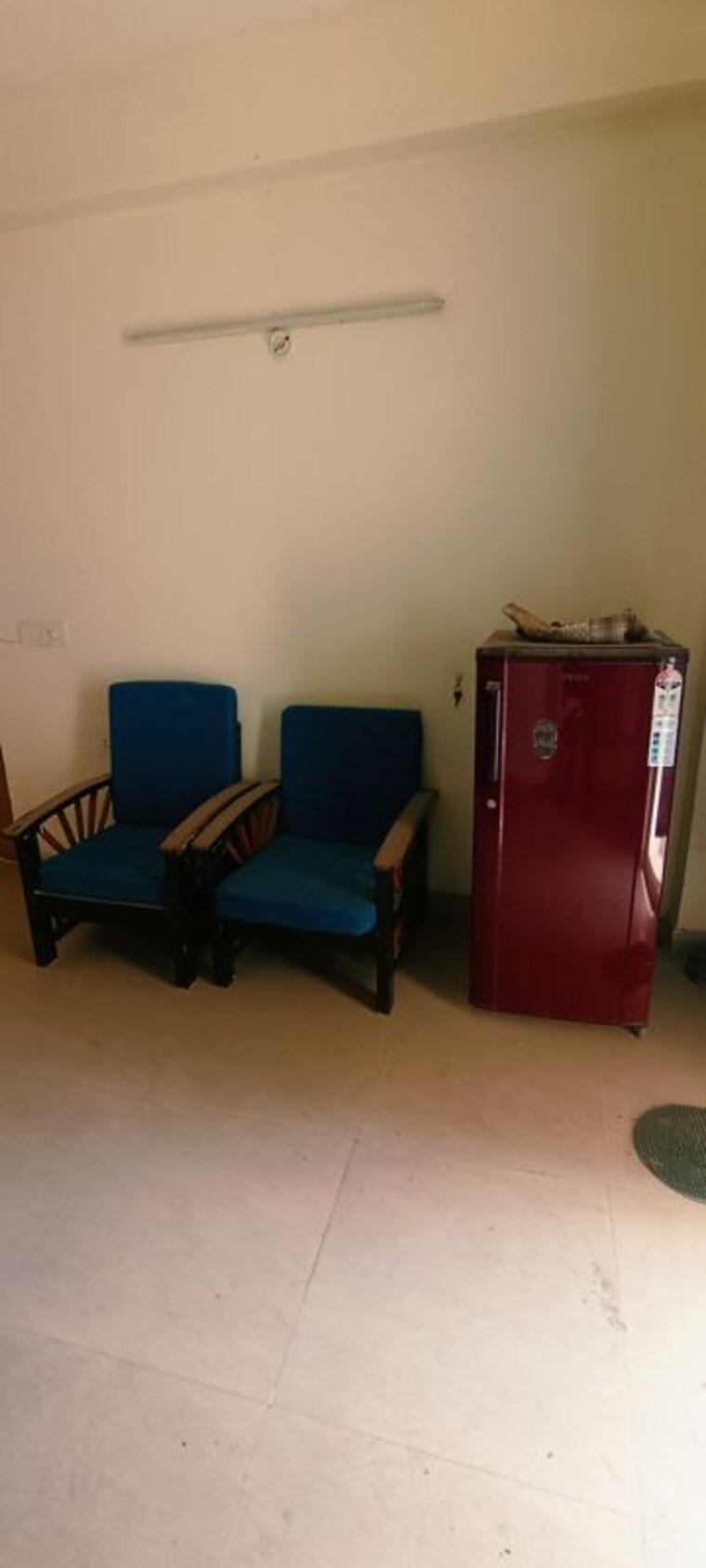 Living Room, shree-vardhman-mantra 2 Bedroom 800 Sq.Ft. Apartment In Sector 67 Gurgaon 10207212