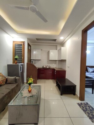 Kitchen in 2 BHK Builder Floor at Sector 44 – for Rent
