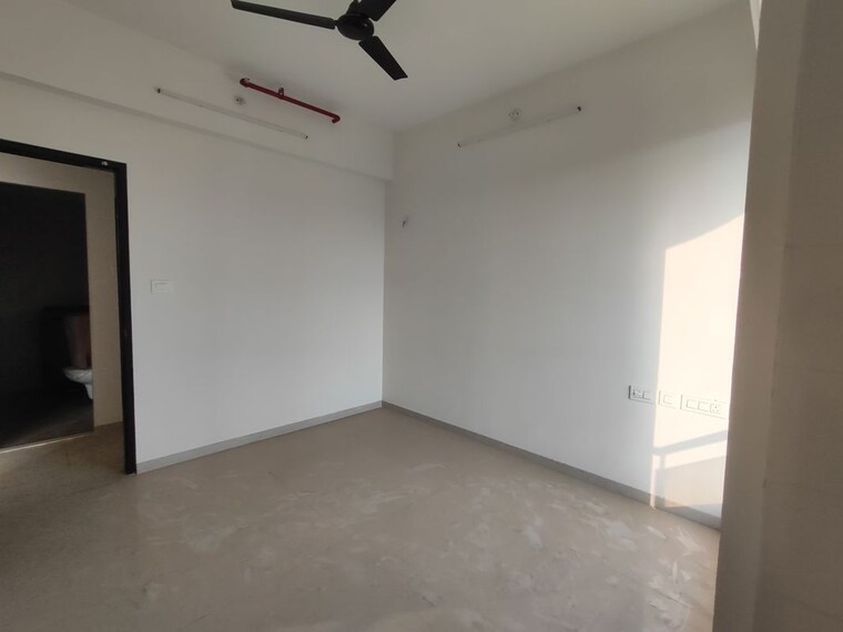Room, rosa-manhattan 3 Bedroom 911 Sq.Ft. Apartment In Ghodbunder Road Thane 10207277