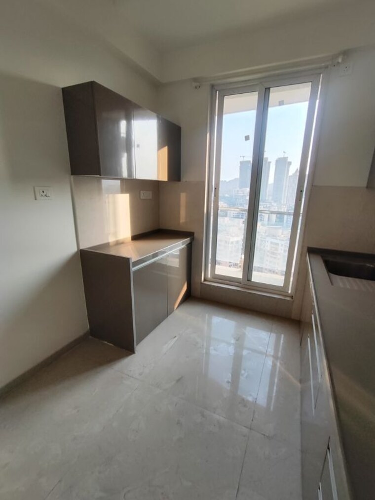 Room, rosa-manhattan 3 Bedroom 911 Sq.Ft. Apartment In Ghodbunder Road Thane 10207277